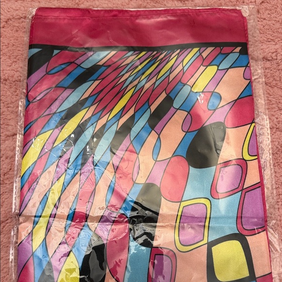 ✨ House of Aybar Scarf Edit ✨ - Picture 5 of 6